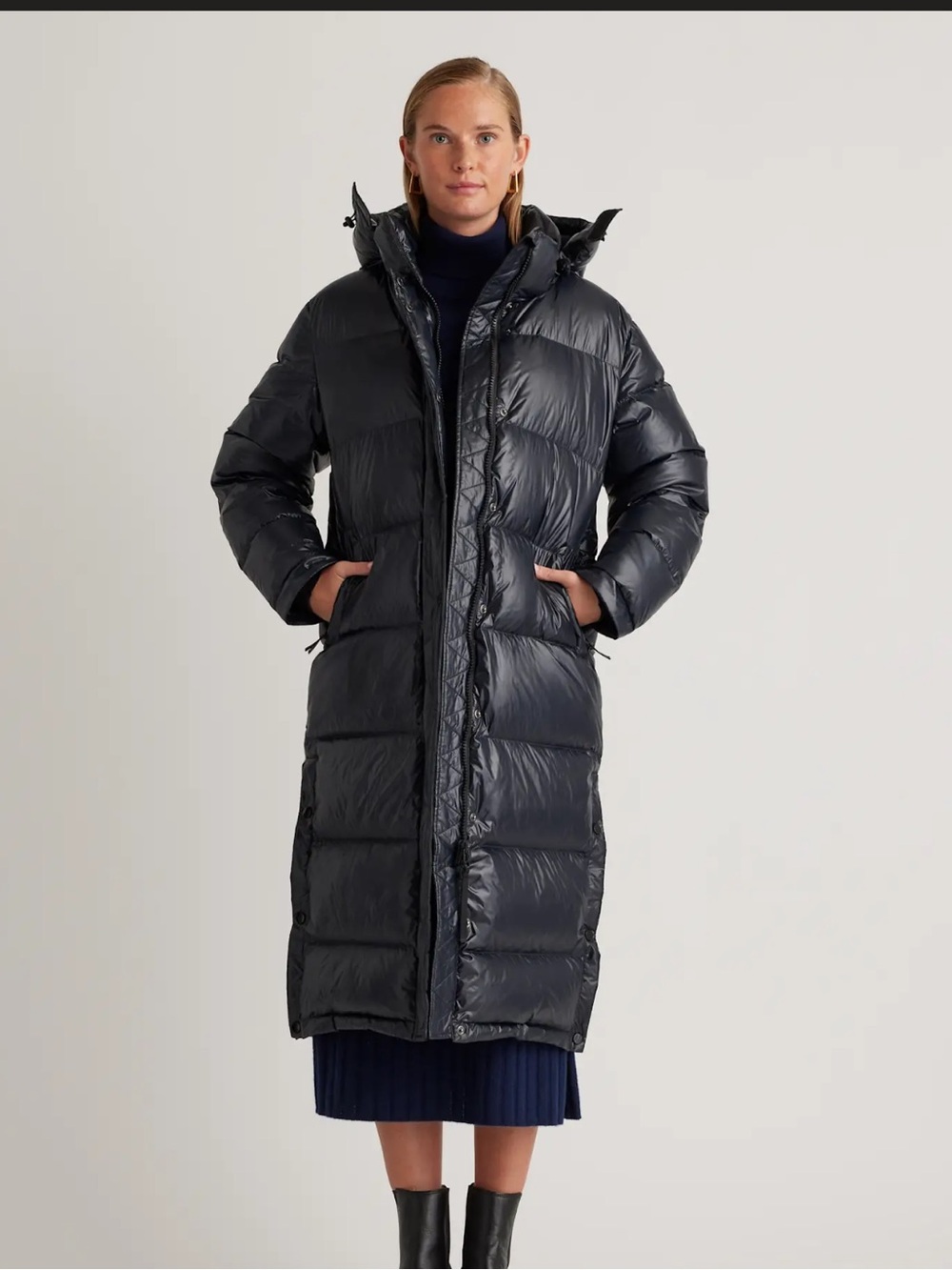 BRAND NEW WITHOUT TAGS (NWOT) — Never worn, pristine condition